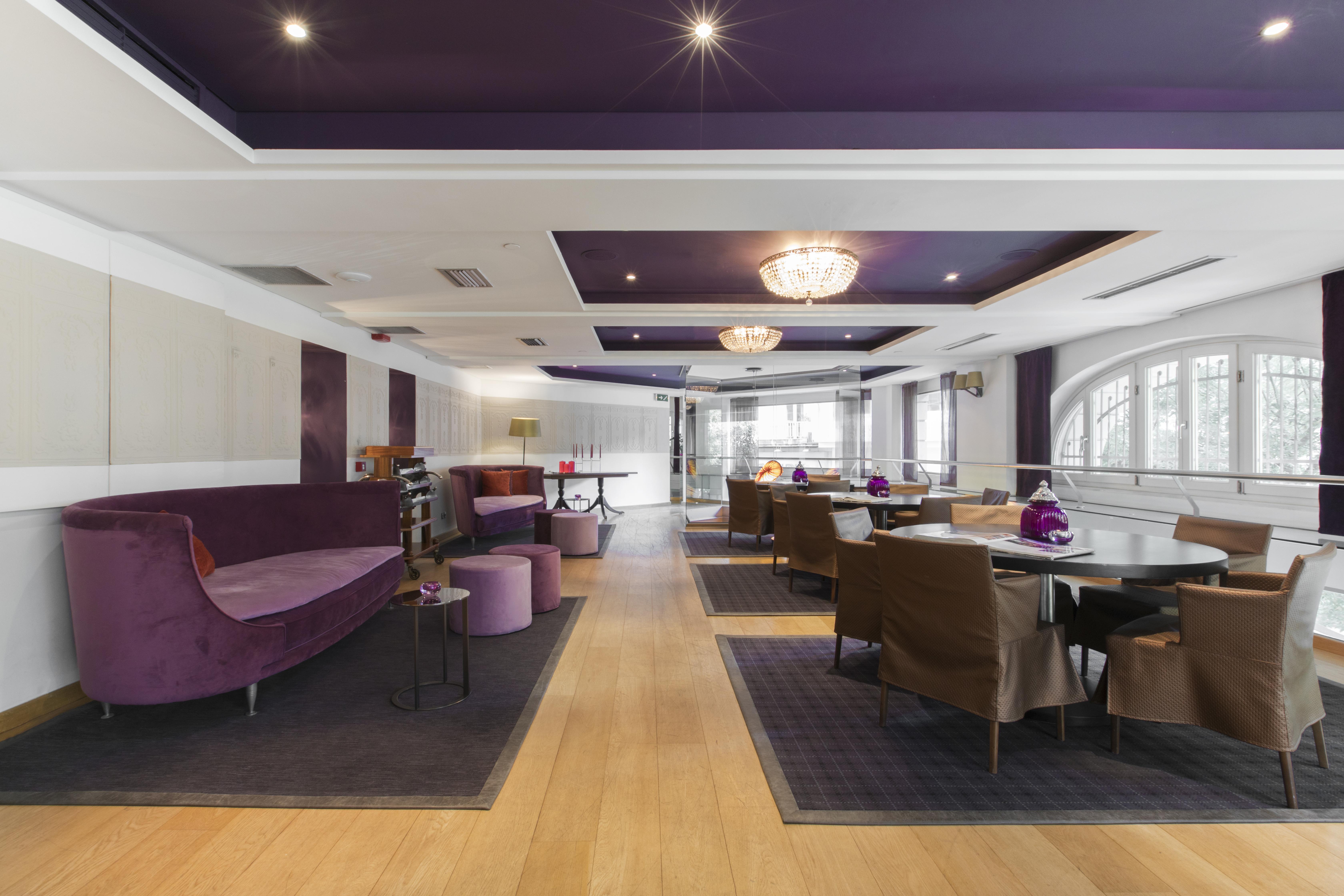 เอ็กเซลซิเออร์ โฮเต็ล Hotel เทสซาโลนิกิ ภายนอก รูปภาพ The lounge at the station