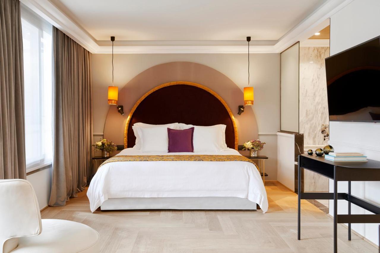 เอ็กเซลซิเออร์ โฮเต็ล Hotel เทสซาโลนิกิ ภายนอก รูปภาพ A bedroom at the Mandarin Oriental, Paris
